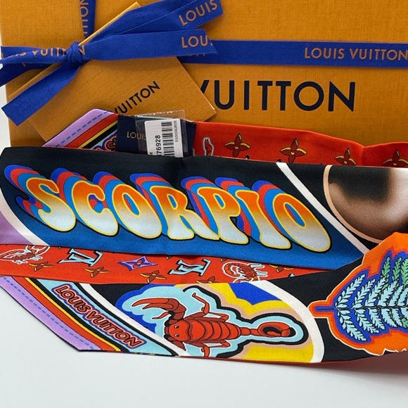 Louis Vuitton Accessories - Louis Vuitton Astro Scorpio BB Bandeau Twilly Wrap